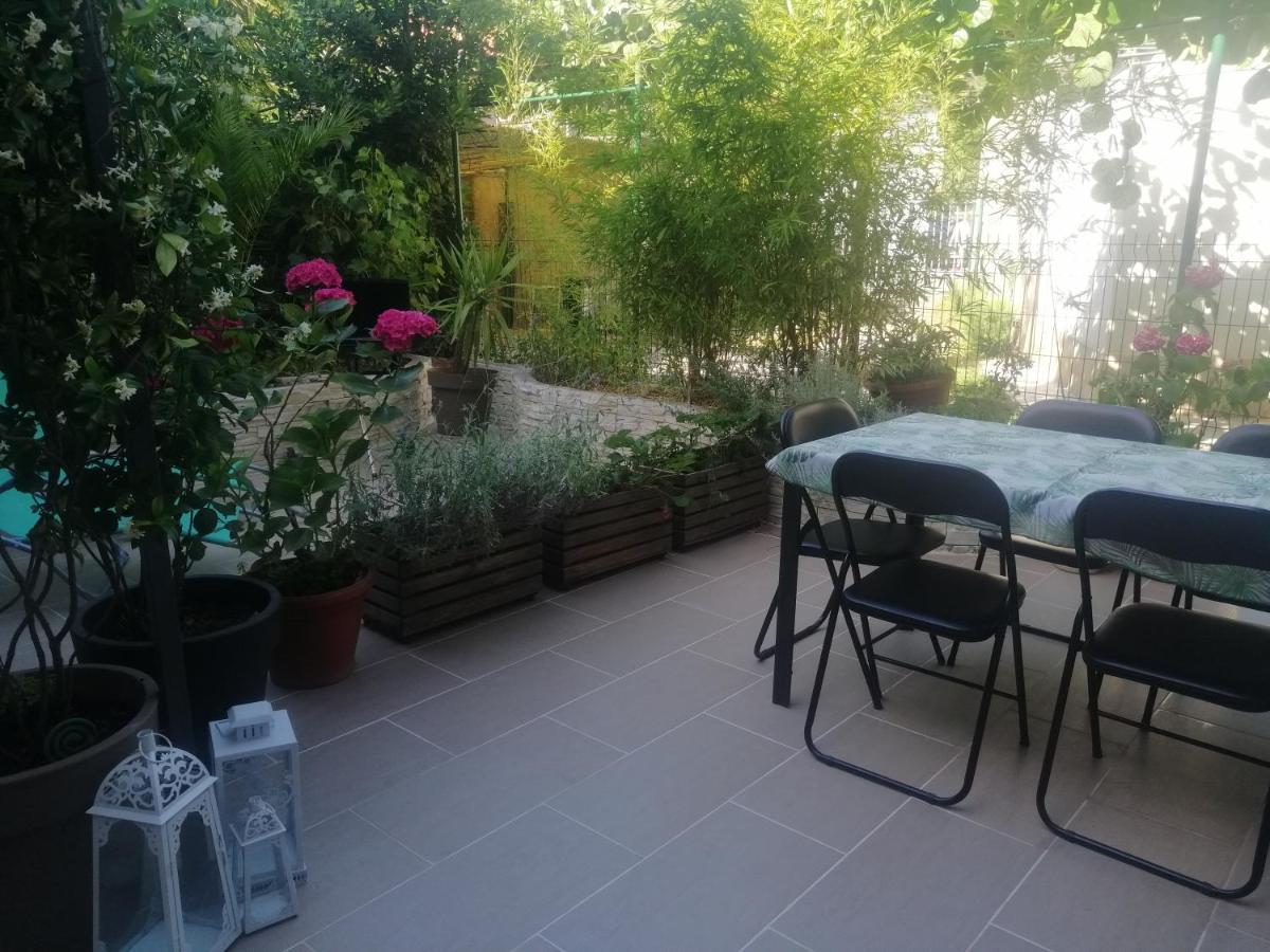 Paradise Jacuzzi&Sauna Ika Exterior foto