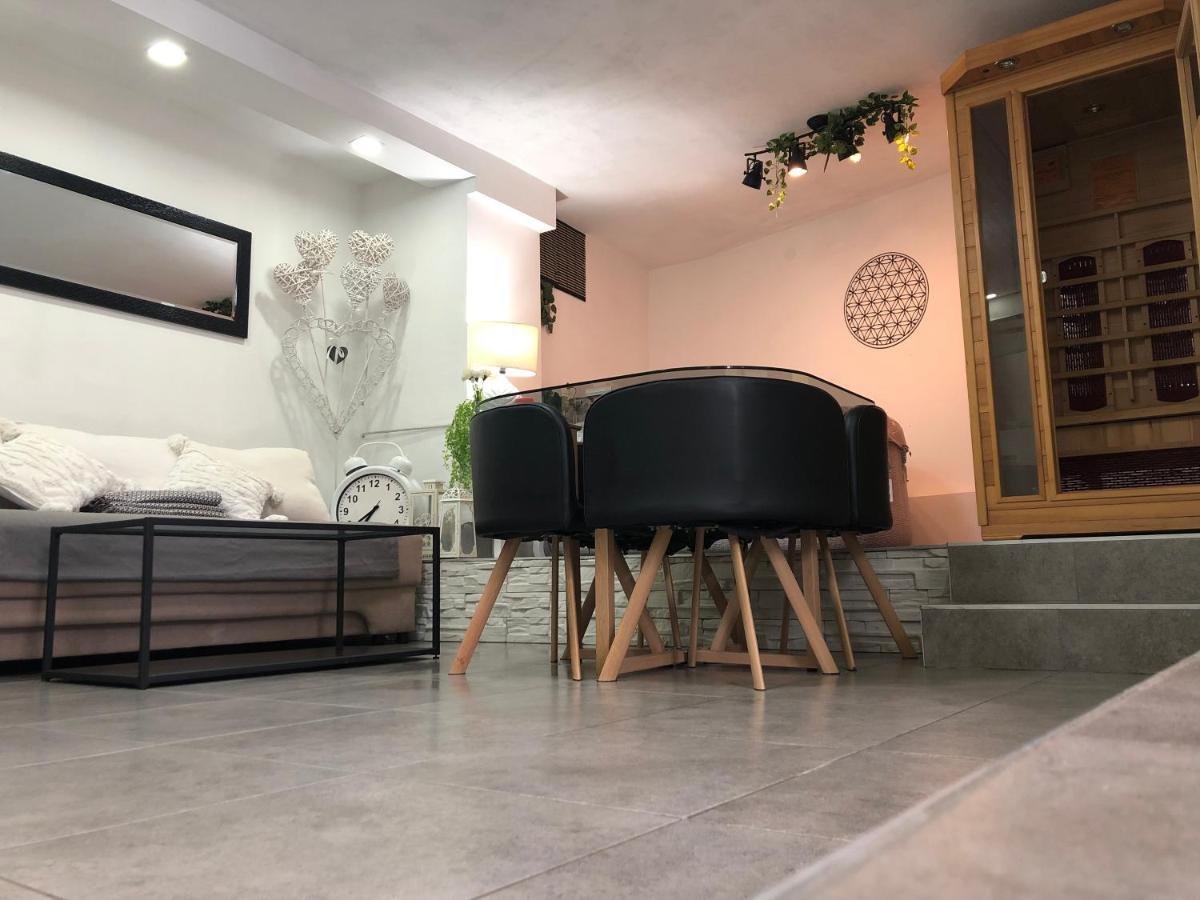 Paradise Jacuzzi&Sauna Ika Exterior foto